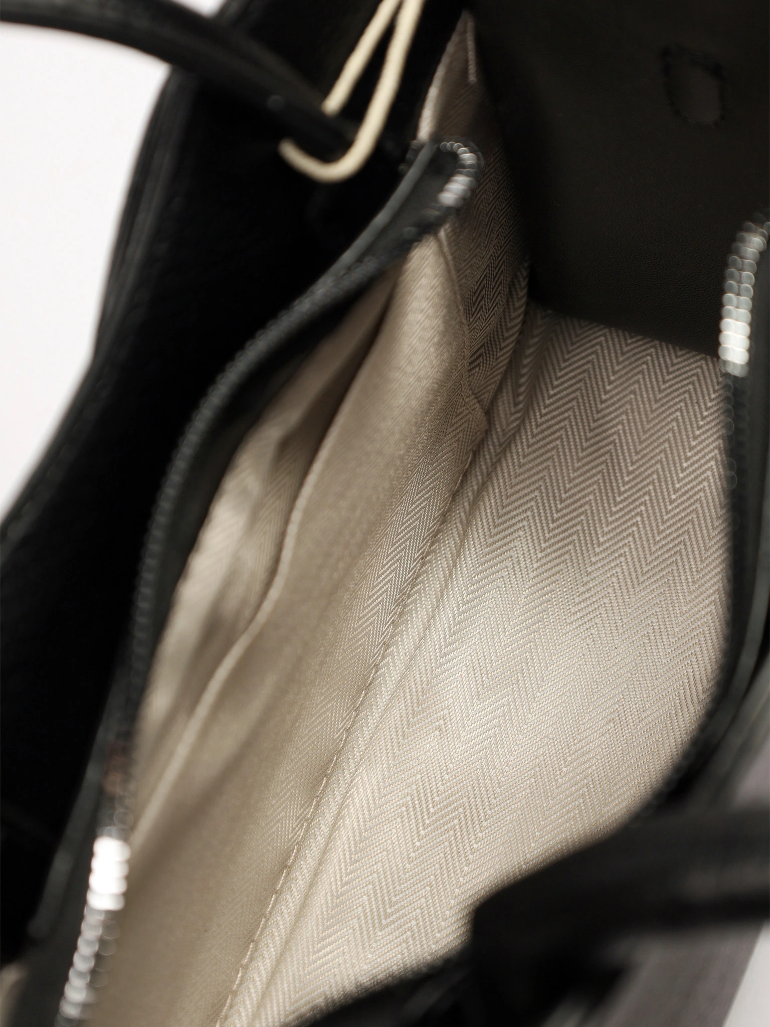 Сумка-тоут с бантом в ассортименте